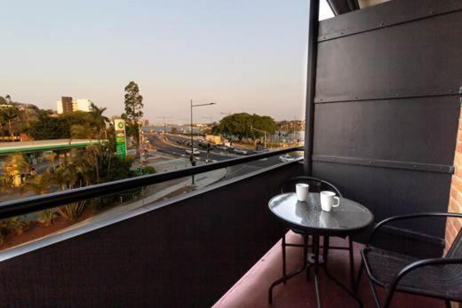 Kingsford Riverside Inn Brisbane Exterior photo